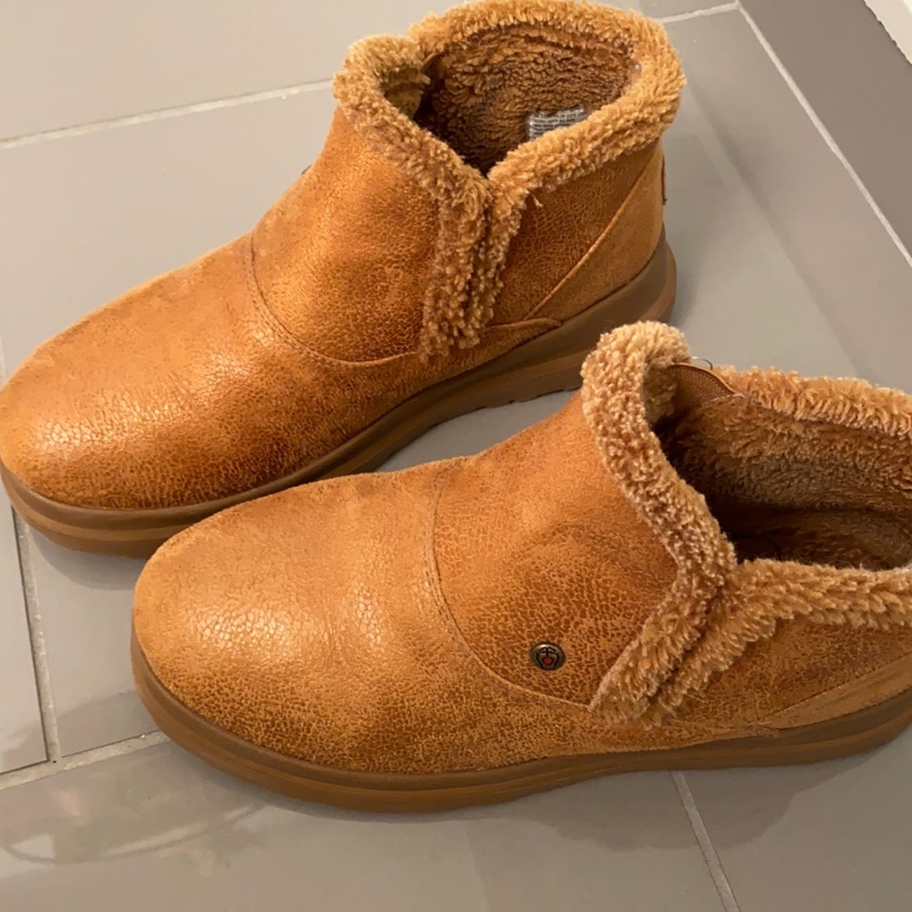Tan Comfy Sherpa Lined Booties - image 1